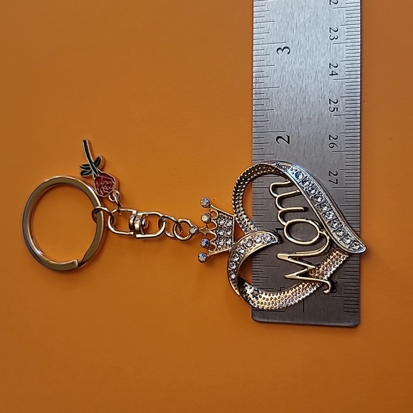 Mom Rhinestone Heart Charm Keychain - Picture 3 of 8